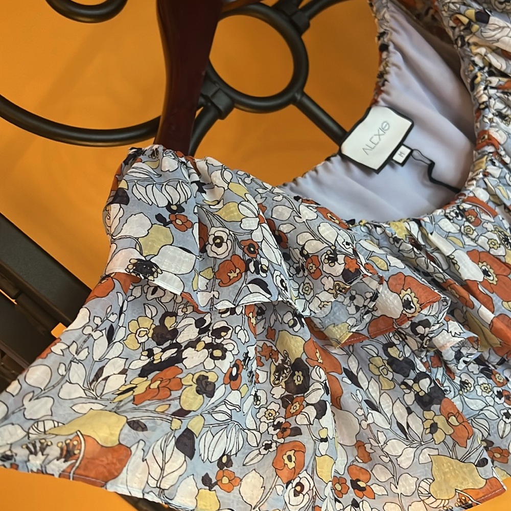 ALEXIS Adona Off Shoulder Floral Top - Picture 5 of 9